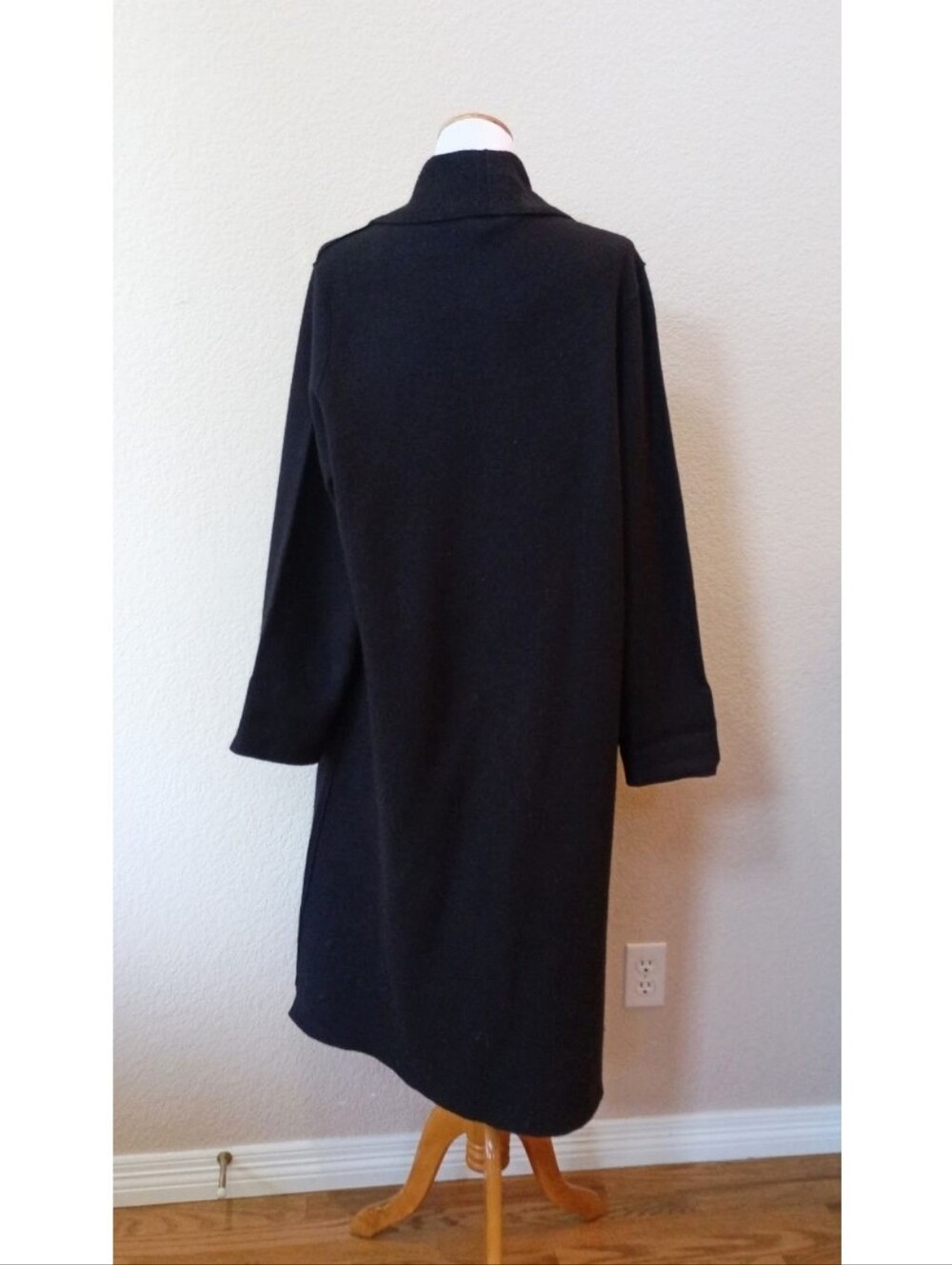Eileen Fisher black boiled wool elegant long lightweight coat - Picture 5 of 7